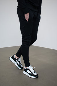 Essential Jogger